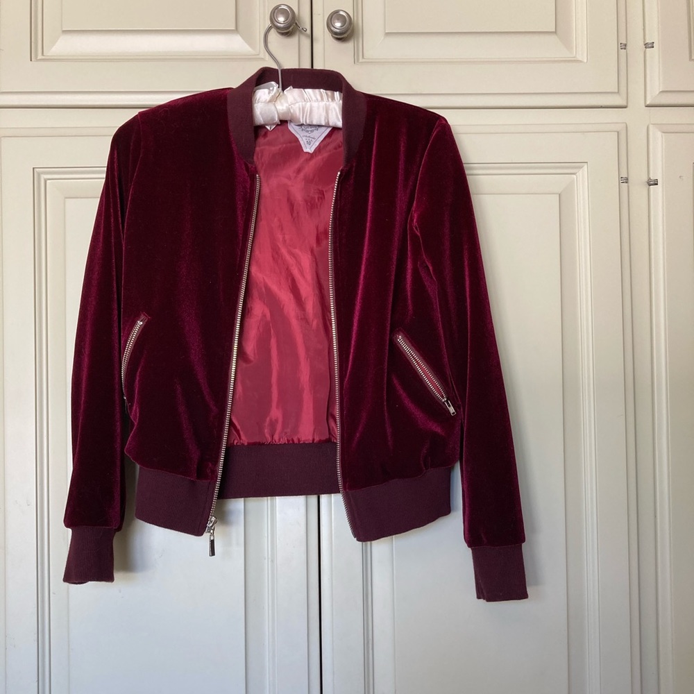 T2 love jacket!